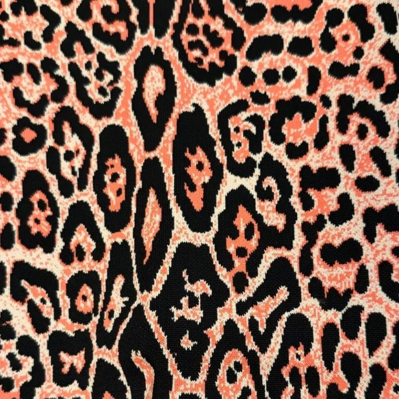 BCBGMaxAzria Pink and Black Animal Print Pencil Skirt - Picture 6 of 7